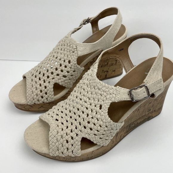 SO Taffy Natural Woven Wedge Sandals NIB NWT - Picture 3 of 5